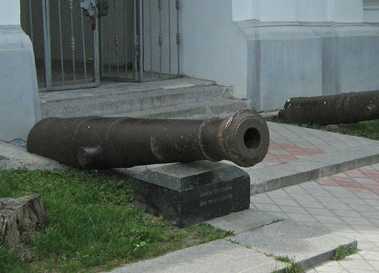 Неизвестная пушка Каменского завода в Переяславе-Хмельницком
