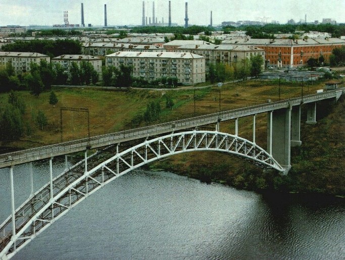 О рисунке моста на проекте планировки соцгорода УАЗа 1943 года