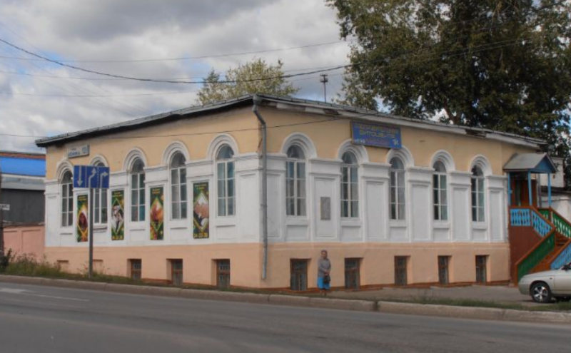 Здание мужского училища